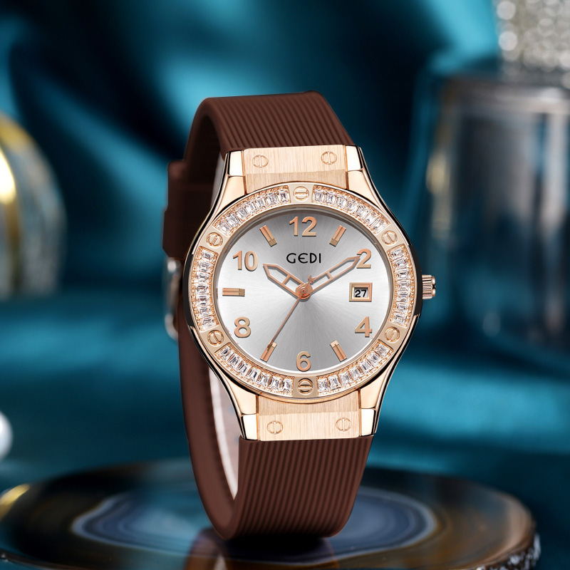 Fashion GEDI Light Luxury Diam - مراجعة Silicone Sport Band وسعره