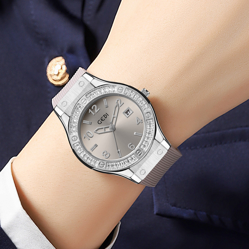 Fashion GEDI Light Luxury Diam - مراجعة Silicone Sport Band وسعره