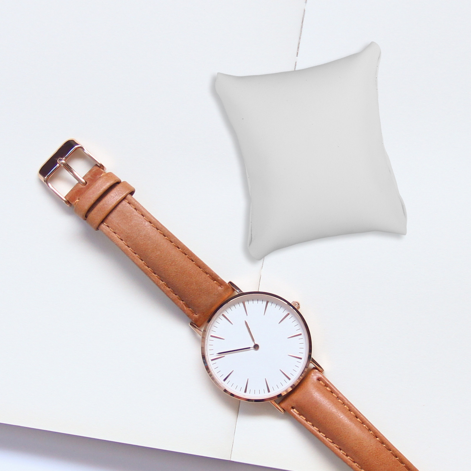 6Pcs Watch Pillow Set PU Watch - مراجعة Watch Display Pillow وسعره