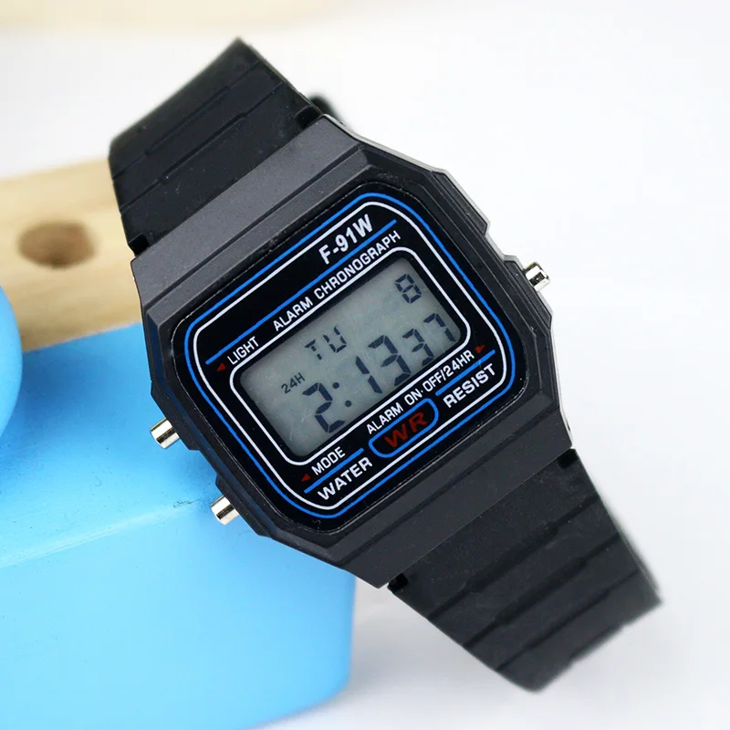 Sport LED Digital Watches Chil - مراجعة Silicone Sport Band وسعره