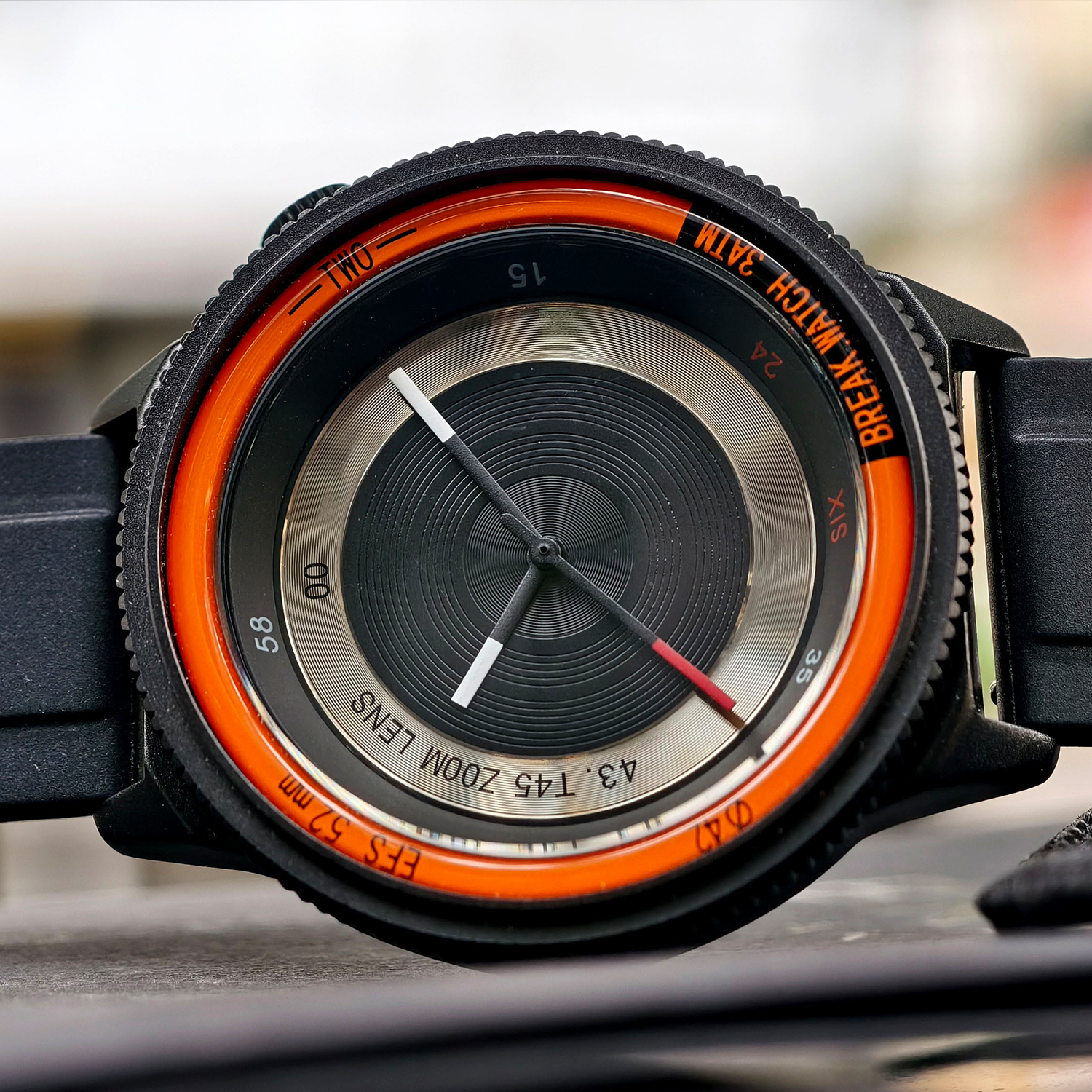 BREAK Black Camera Series Men  - مراجعة Silicone Sport Band وسعره